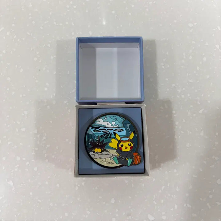 [BUNJANG] Jeju Pokémon Badge Set / 제주 포켓몬 뱃지 돌하르방피카츄+해녀야돈+해녀피카츄+신뇽+이상해꽃+롱스톤 세트