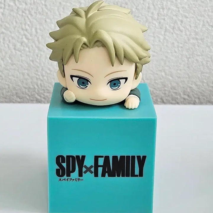 [BUNJANG] Spy x Family Loid "Hikkake" Figure / 스파이패밀리 로이드 힛카케 피규어