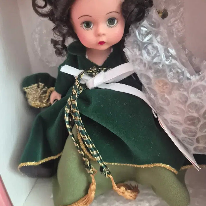 [BUNJANG] Madame Alexander Scarlett 8-inch Doll / 마담알렉산더 스칼렛 8인치