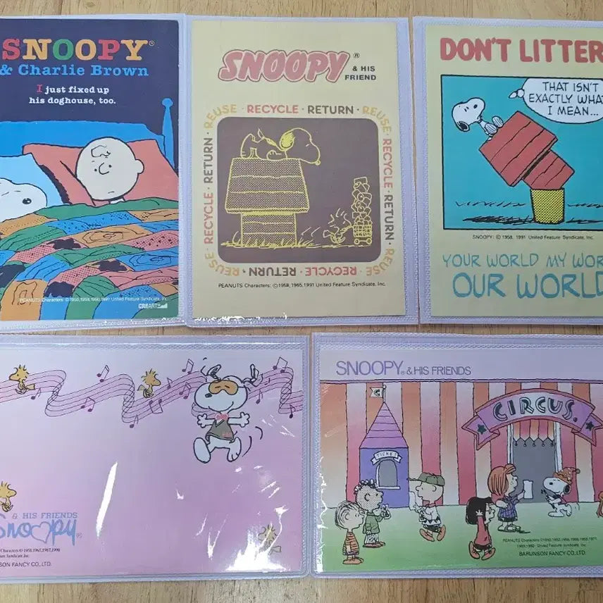 [BUNJANG] Barunson Peanuts Snoopy Vintage Postcards (19-Piece Set) / 90년대 고전 바른손 피너츠 스누피 빈티지 엽서 19장 풀세트 (다이컷/은박 포함)