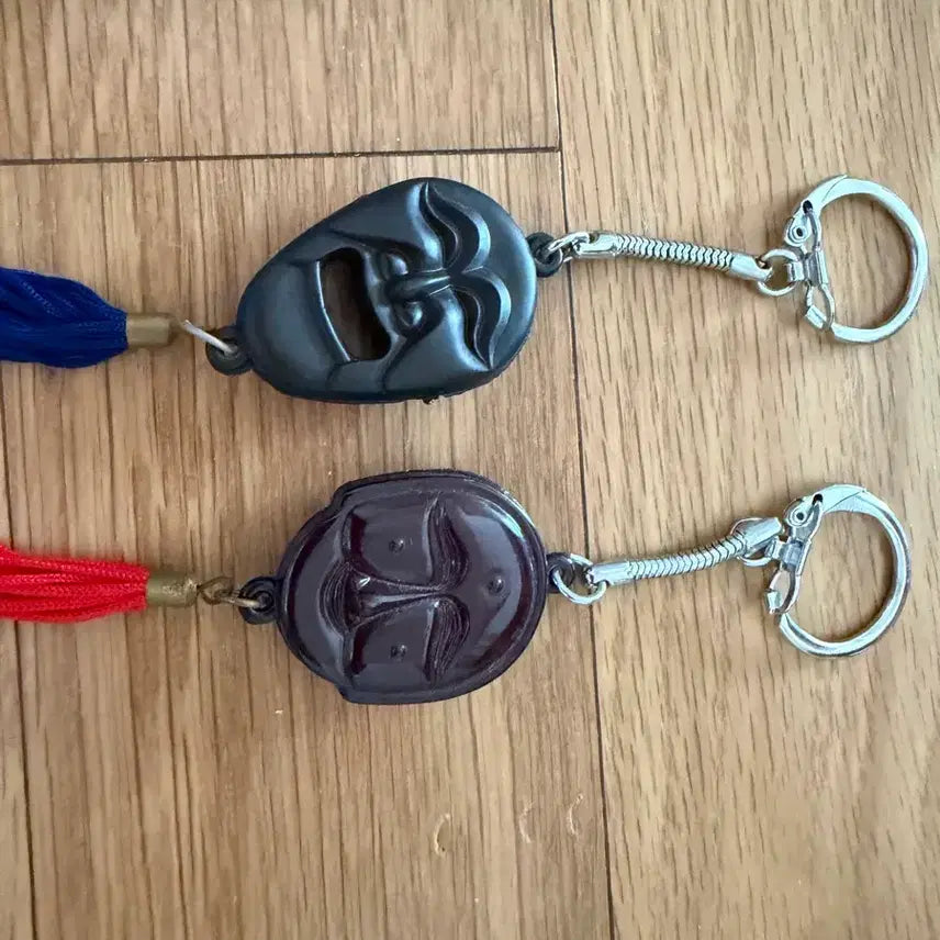 [BUNJANG] Hahoe Mask Keychain and Necklace Set / 하회탈 모양 열쇠고리 목걸이 세트