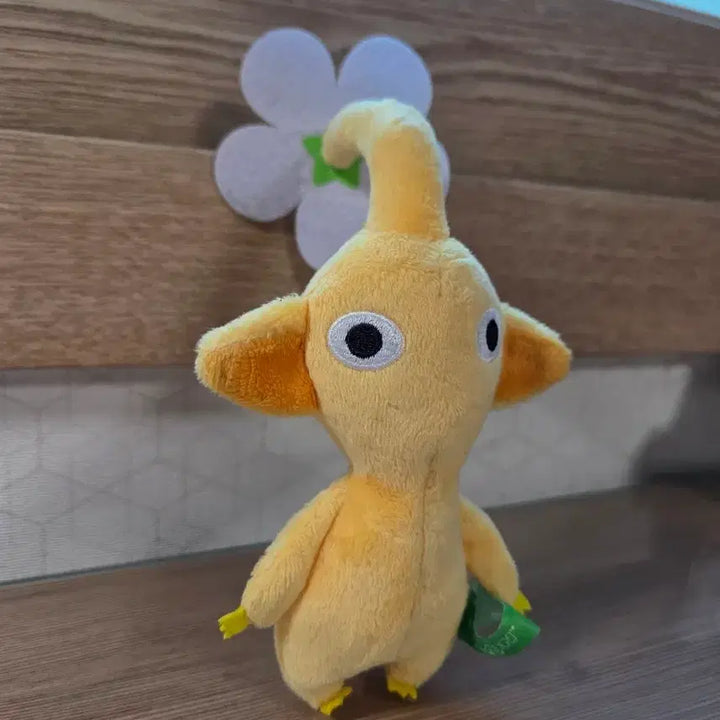 [BUNJANG] Yellow Pikmin Plush Toy / 피크민 노랑 피크민 인형