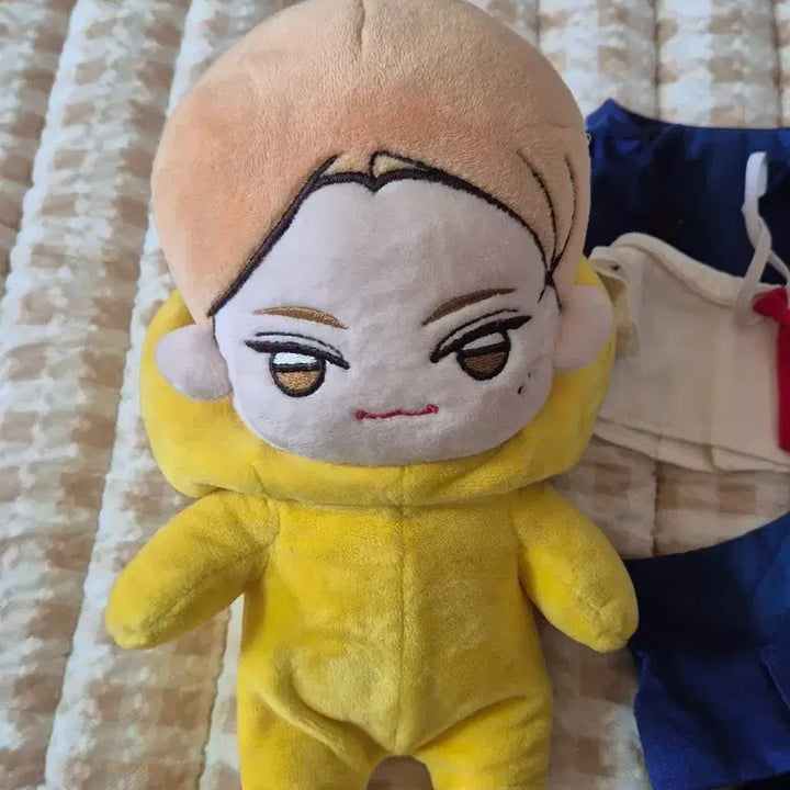 [BUNJANG] BTOB Jung Il-hoon Gorochu Pig Doll Outfit Set / (전)비투비 정일훈 고라파덕 인형