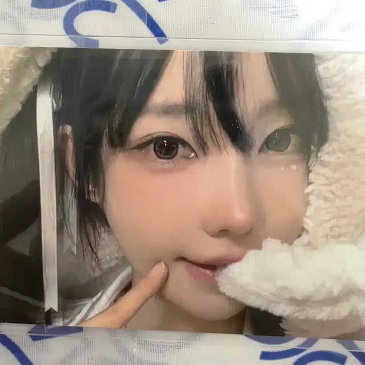 [BUNJANG] QWER Magenta Double-Sided Photocard / QWER 마젠타 양면 포카