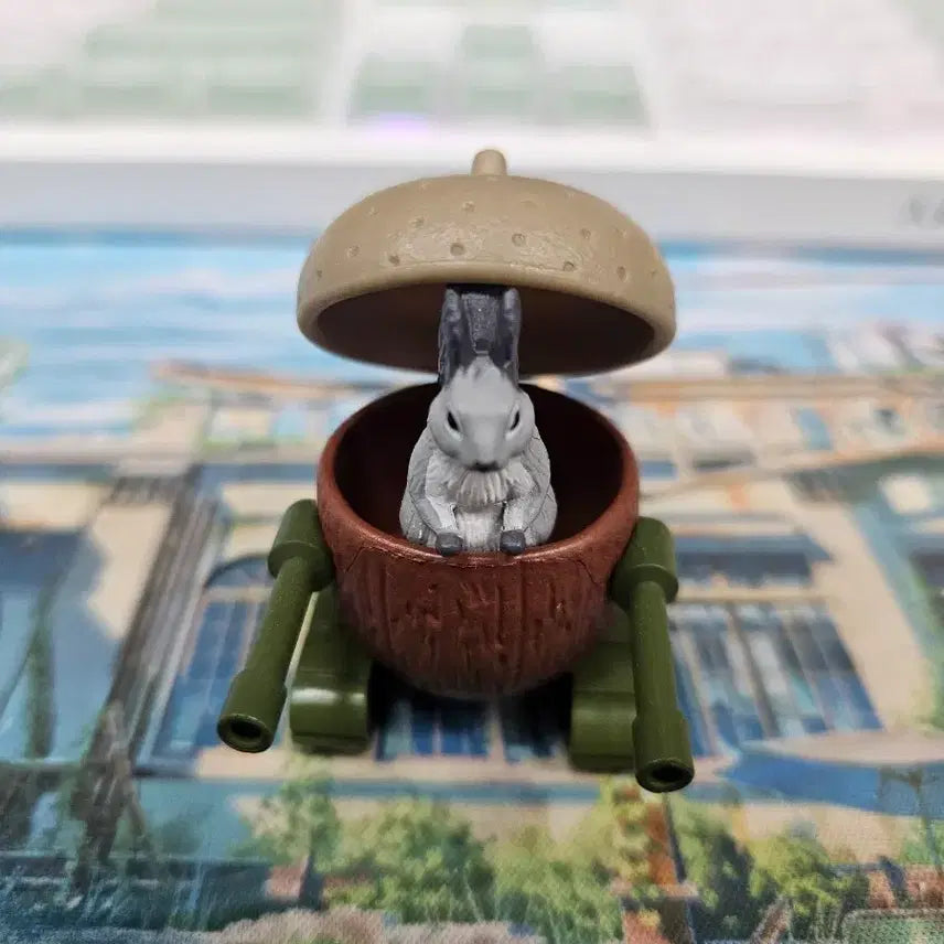 [BUNJANG] Squirrel Gacha Figure / 청설모 다람쥐 가챠 뽑기