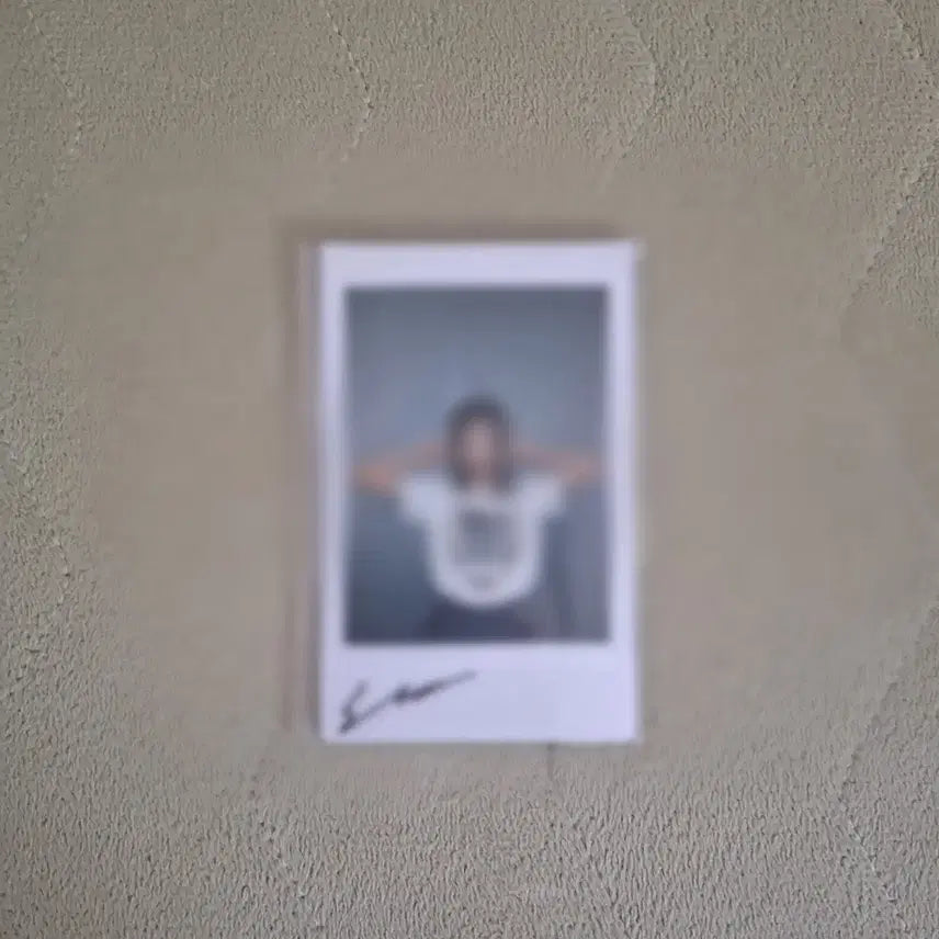 [BUNJANG]  (G)I-DLE Soyeon Autographed Polaroid / 아이들 소연 친필 싸인 폴라 폴라로이드 판매합니다.