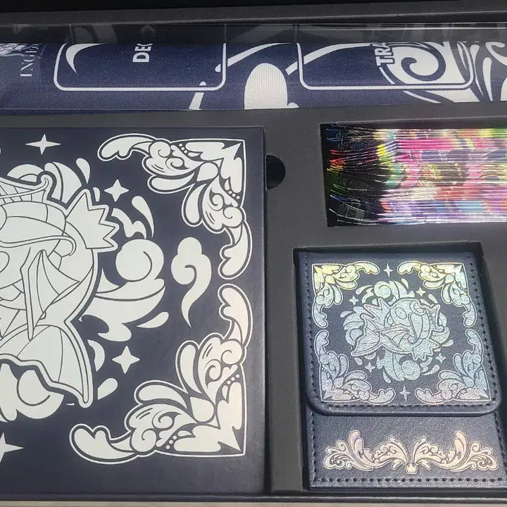 [BUNJANG] Gyarados Mother-of-Pearl Playmat (Sealed) / 잉어킹 자개 플레이매트 미개봉