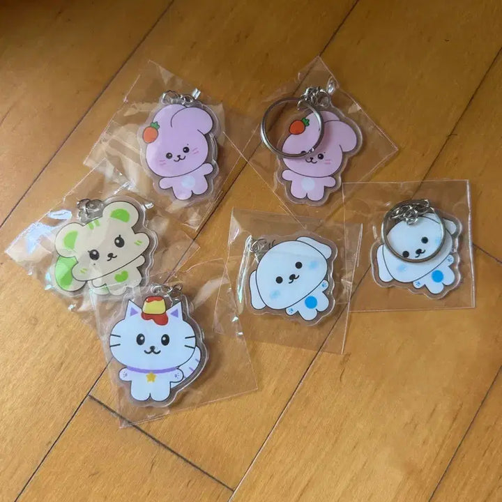 [BUNJANG] fromis_9 Animal Character Keyring / 프로미스나인 굿즈 키링
