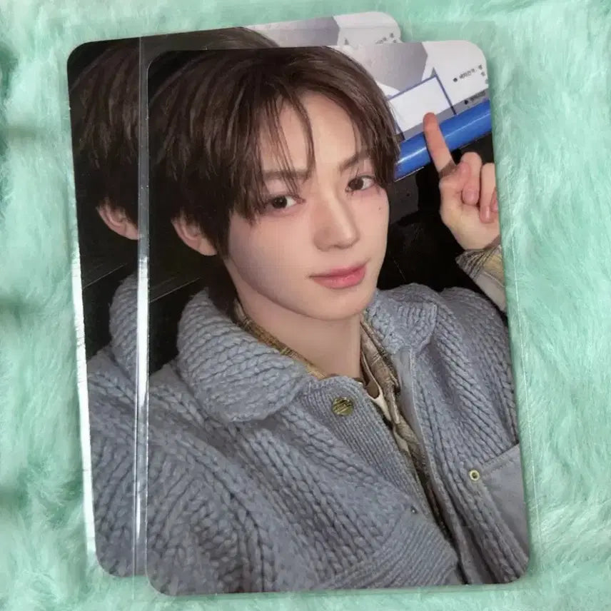 [BUNJANG] TWS Compact Blush Version Han Jin Album Photocard / 투어스 컴팩트 blush 버전 한진 앨범 포카 양도 블러쉬