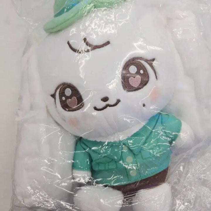 [BUNJANG] IVE Minive Everland Splash Doll 30cm / ive아이브 minive미니브 에버랜드 팝업 01 미니브 캐스트 스플래시 인형