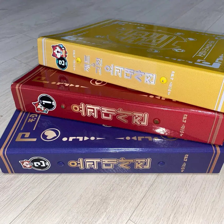 [BUNJANG] Yo-kai Watch Yo-kai Dictionary and Medals Bundle Set / 일괄) 요괴대사전 1,2,제트&amp;고전2권요괴대사전 및 메달들 요괴워치