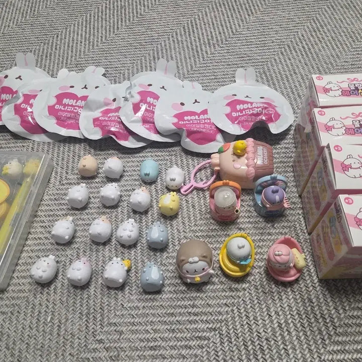 [BUNJANG] Molang Figure and Stationery Set / 몰랑이 피규어 및 필기구 세트