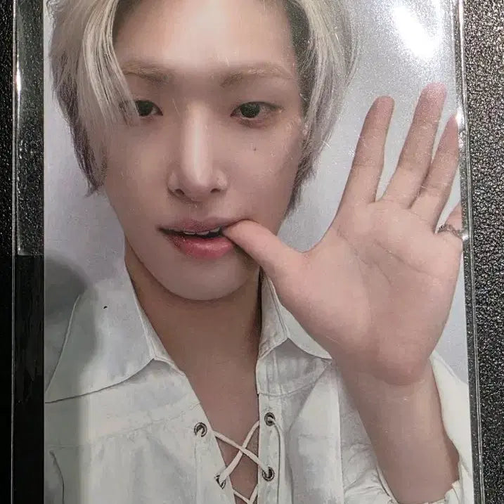 [BUNJANG] ATEEZ Aniteez Deja Vu Popup Lucky Draw Photocard (Mingi) / 에이티즈 애니티즈 데자부 팝업 10만원 특전