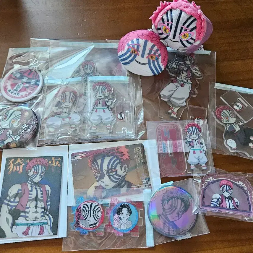 [BUNJANG] Demon Slayer Akaza Goods Bundle Set / 귀멸의 칼날 아카자 굿즈 일괄 처분