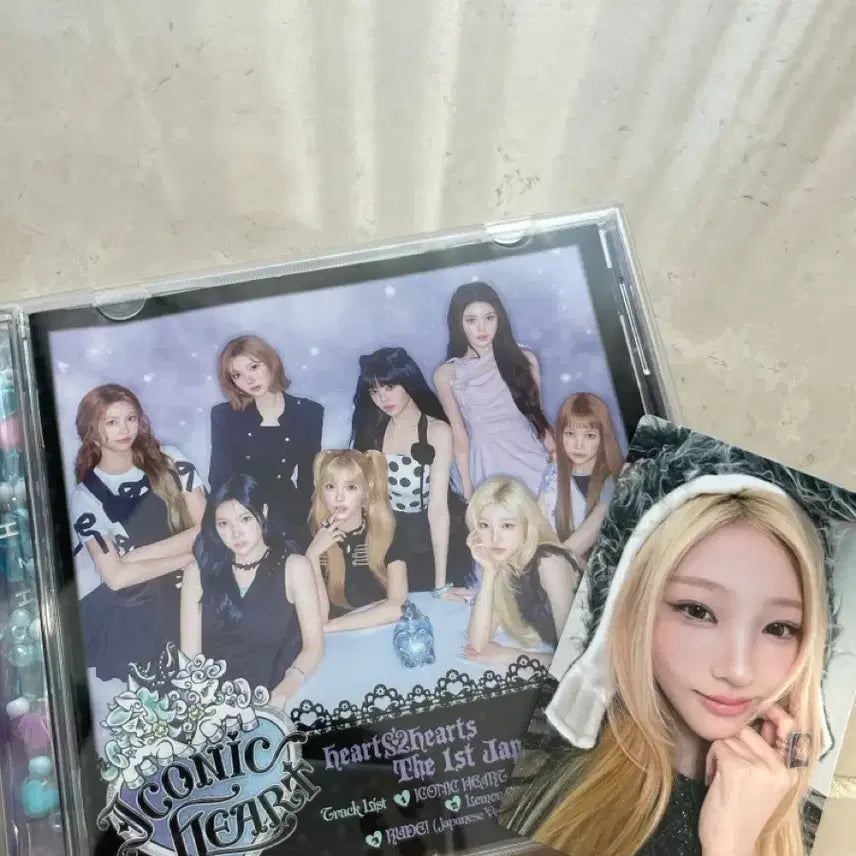 [BUNJANG] ICONIC HEART Album First Press Limited Edition Stella Photocard / 아이코닉하트 앨범 초회한정반 스텔라 포카 하츠쿠하츠