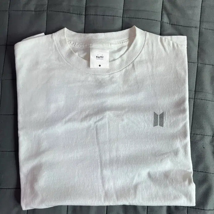 [BUNJANG] BTS Love Yourself Tour T-Shirt White Size 1 / BTS 러브 유어셀프 Love Yourself 투어 티셔츠 화이트 1사이즈.