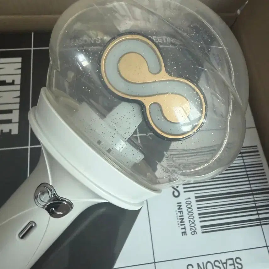 [BUNJANG] INFINITE OFFICIAL LIGHT STICK YeoBong 3 / 인피니트 응원봉 여봉3 양도합니다
