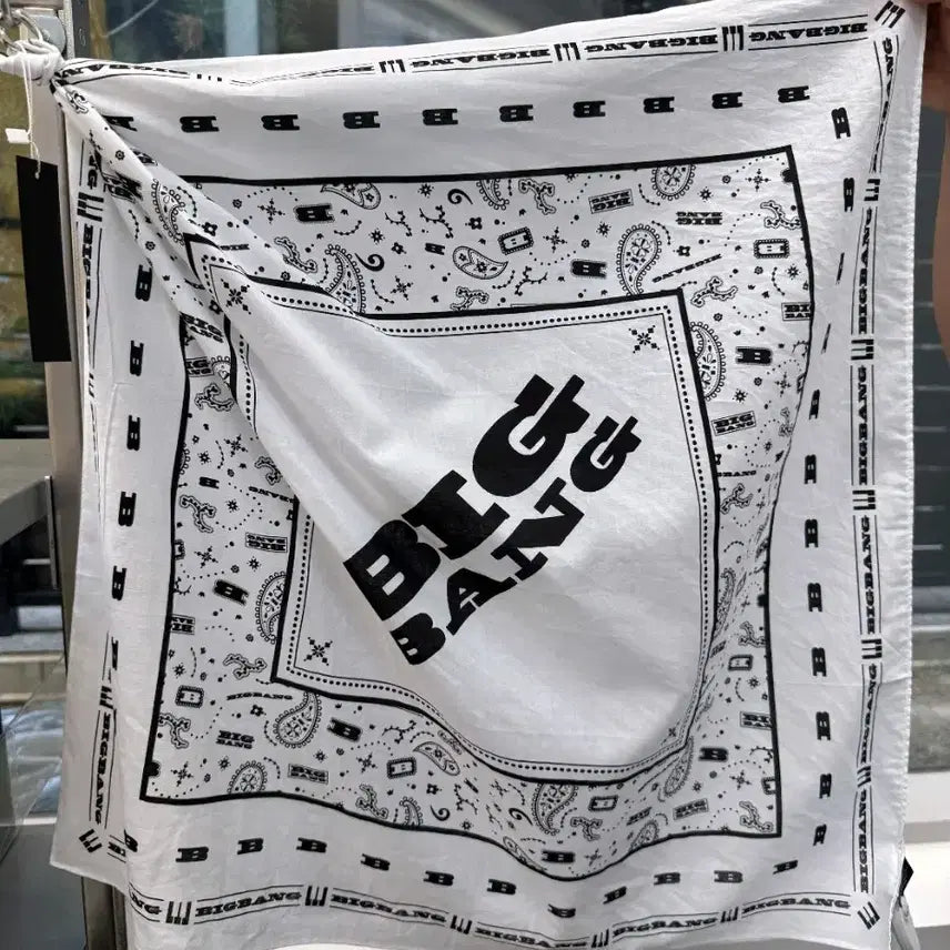 [BUNJANG] Big Bang 20th Anniversary Concert Limited Edition MD Bandana (Sealed) / 미개봉) 빅뱅 20주년 콘서트 한정판 md 반다나
