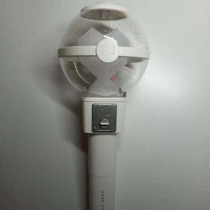 [BUNJANG] Park Jihoon Official Lightstick / 박지훈 응원봉 (뽑봉 )