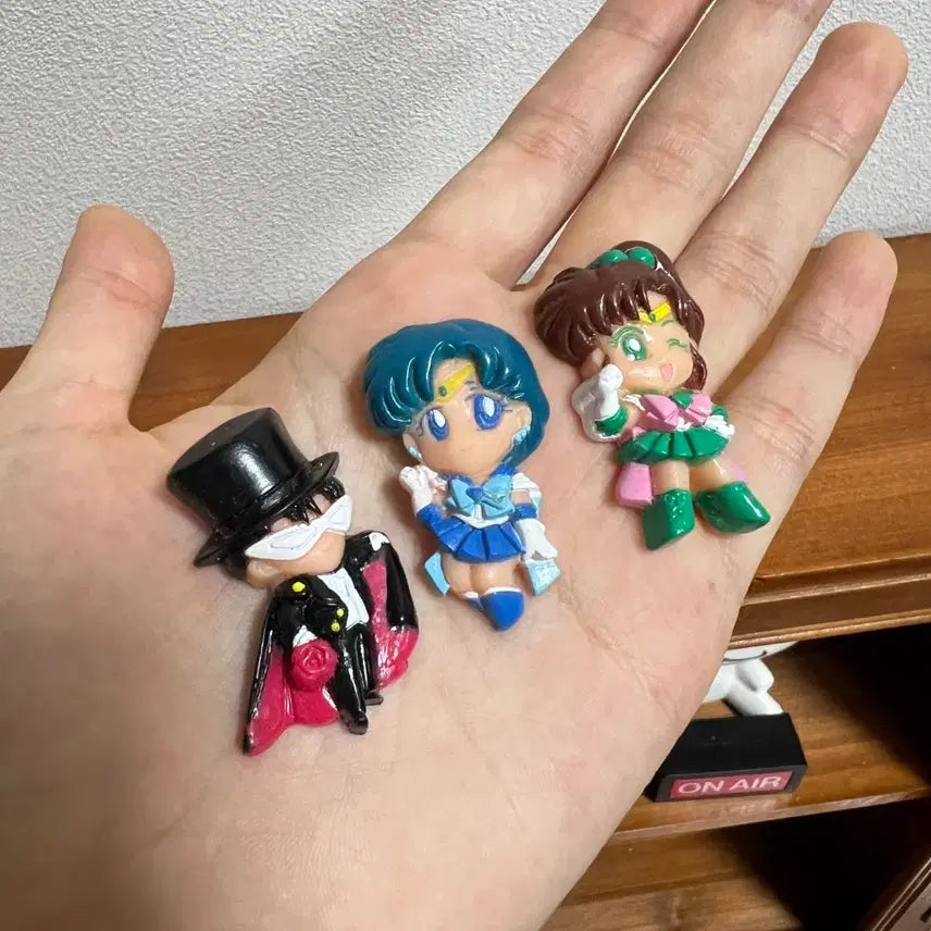 [BUNJANG] Classic Sailor Moon Magnet Set - Tuxedo Mask, Mercury, Jupiter / 고전 세일러문 마그넷 자석 턱시도 가면 머큐리 주피터