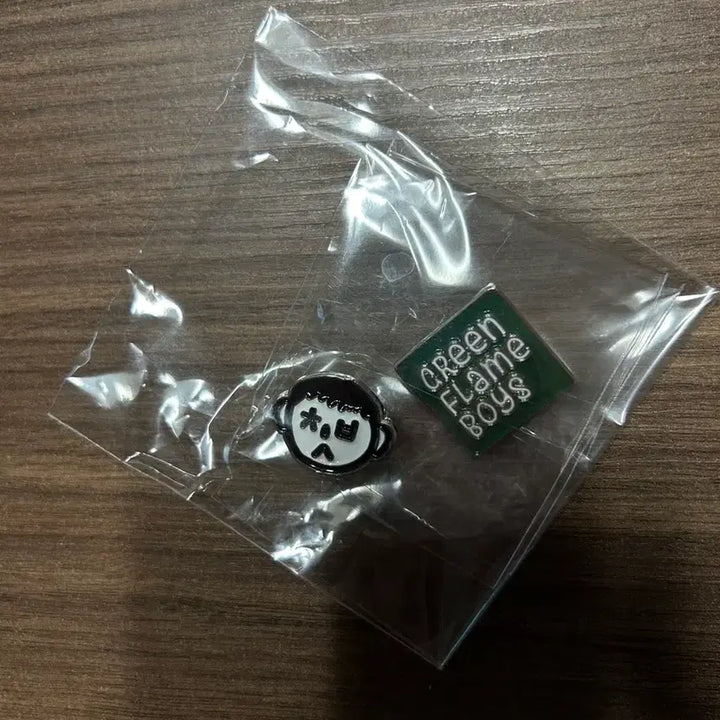 [BUNJANG] BTS Badge / 초록불꽃소년단 뱃지