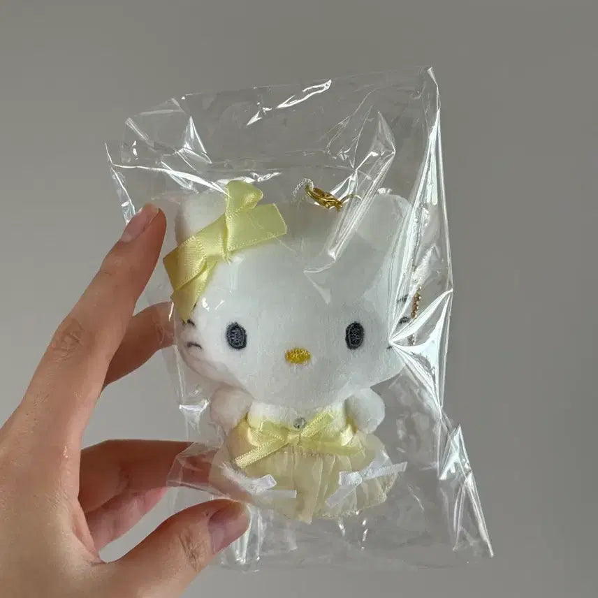 [BUNJANG] Hello Kitty Ballerina Series Yellow Plush / 헬로키티 발레리나 시리즈 yellow