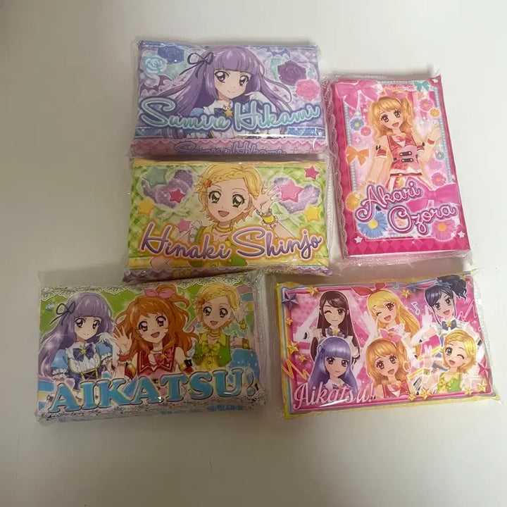 [BUNJANG] Aikatsu! Goods Bundle Set: Gacha Can Badge, Sticker, Postcard, Pencil / [일괄]아이카츠 굿즈 가챠캔뱃지스티커엽서연필고전티켓아크릴
