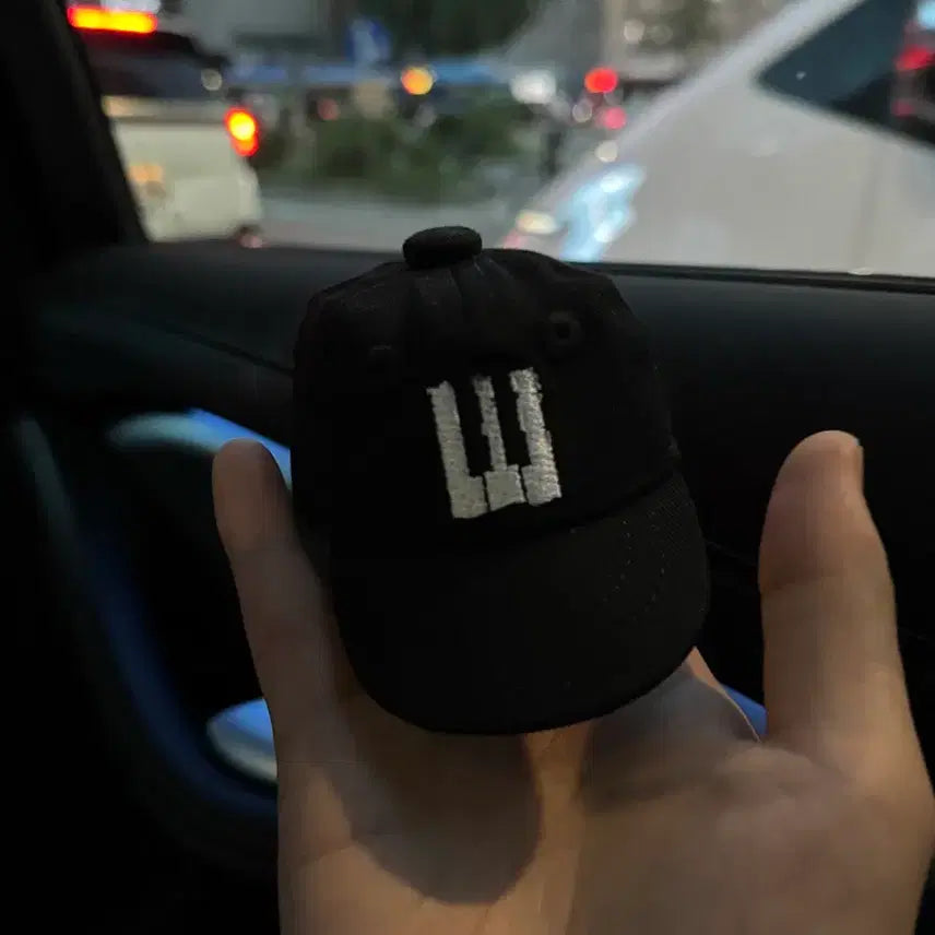 [BUNJANG] Big Bang 20th Anniversary Baseball Cap Random Keyring / 빅뱅 20주년 베이스볼 캡 랜덤키링
