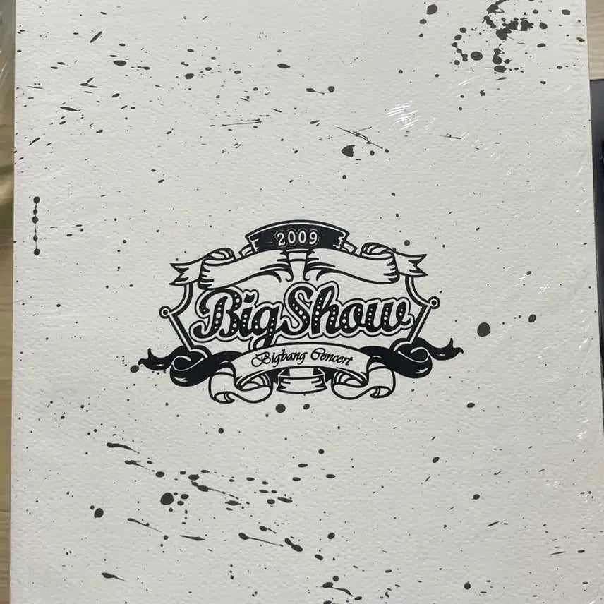 [BUNJANG] BIGBANG 2009 Bigshow Concert Photobook Sealed / 빅뱅 콘서트 2009 Bigshow 포토북 미개봉