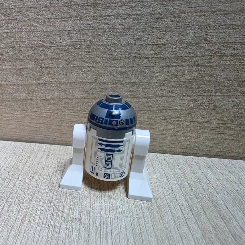 [BUNJANG] LEGO Star Wars R2-D2 Figure / 레고 스타워즈 R2-D2 피규어