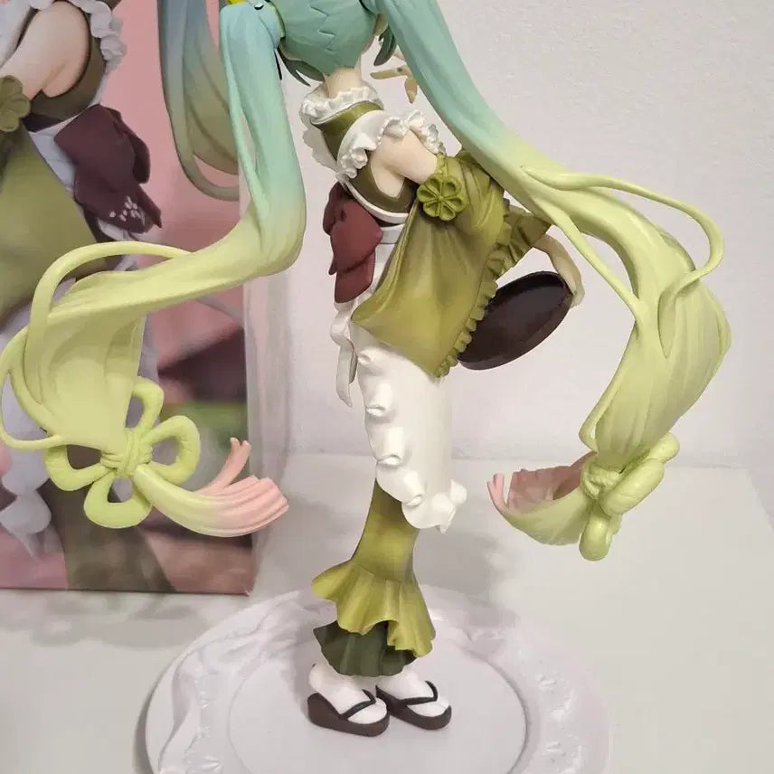 [BUNJANG] Hatsune Miku Matcha Parfait Figure / 하츠네 미쿠 말차 파르페 피규어