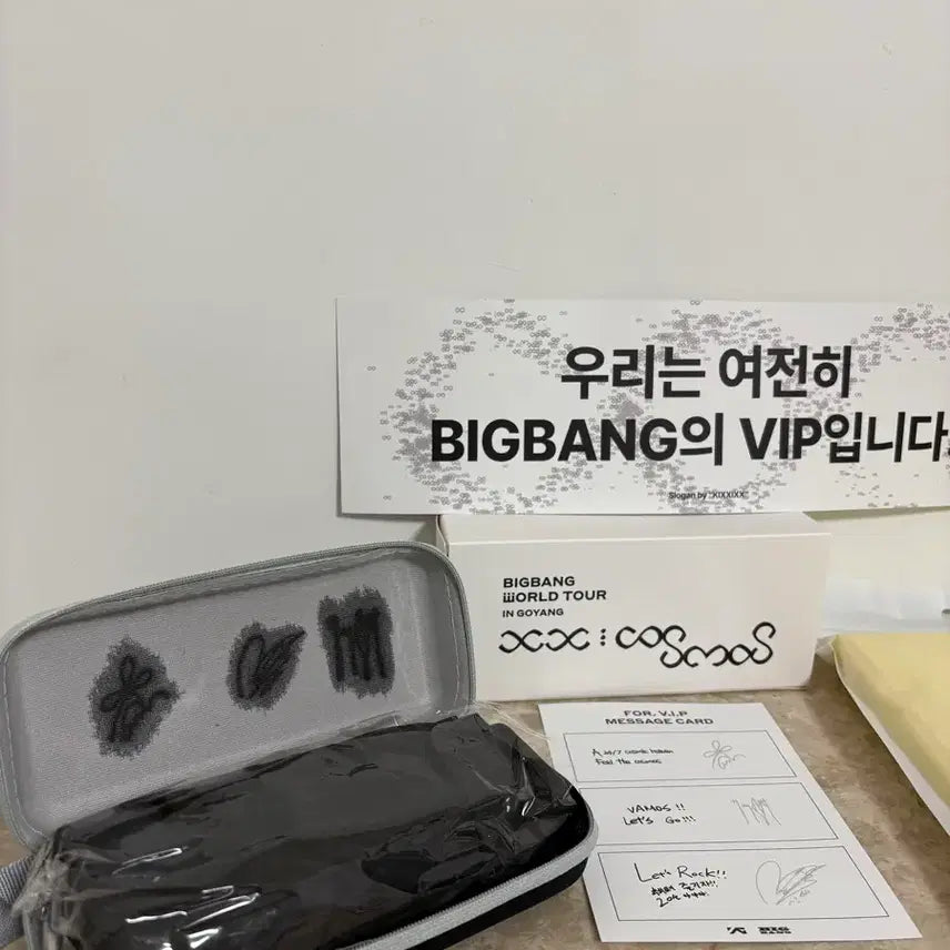 [BUNJANG] BIGBANG 20th Anniversary VIP Membership Kit + MD POB Photocard + Lightstick + Mini Lightstick Keychain Bundle Set / 빅뱅20주년 vip멤버쉽 키트+ md특전포카+ 뱅봉+미니뱅봉키링 일괄팝니다