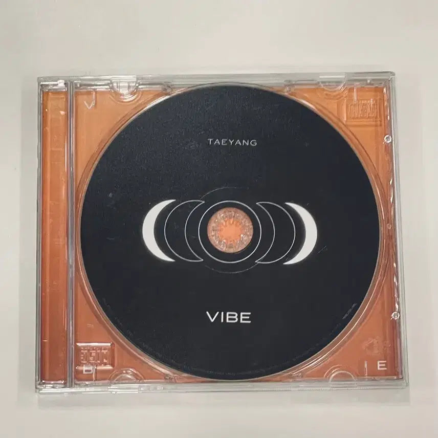 [BUNJANG] Taeyang VIBE (Feat. Jimin of BTS) Promotion CD / 태양 VIBE CD