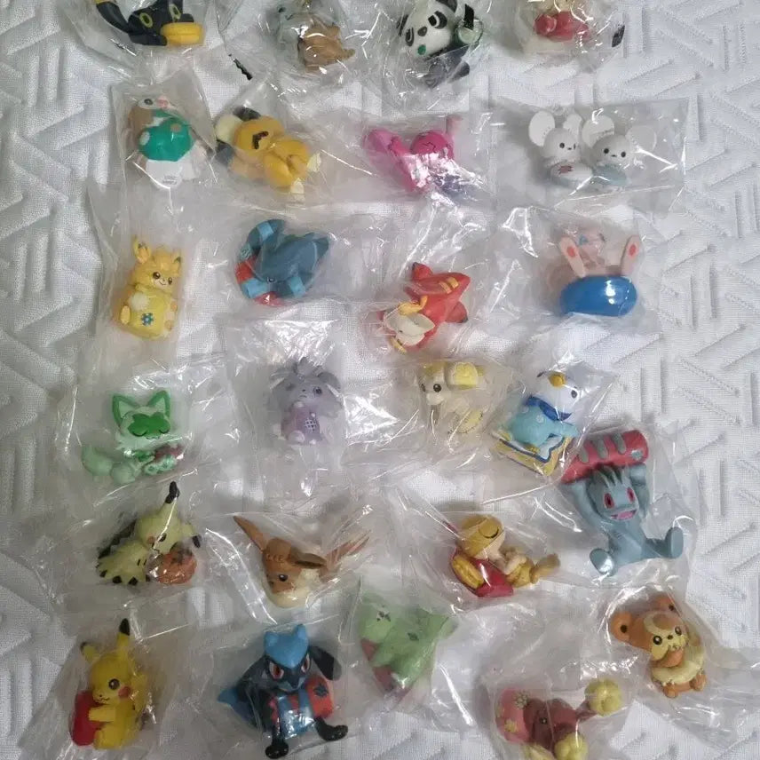 [BUNJANG] Pokemon Gacha Rilakkuma Mascot Figures Bundle Set / 포켓몬 가챠 리락쿠션 마스코트 피규어 일괄판매