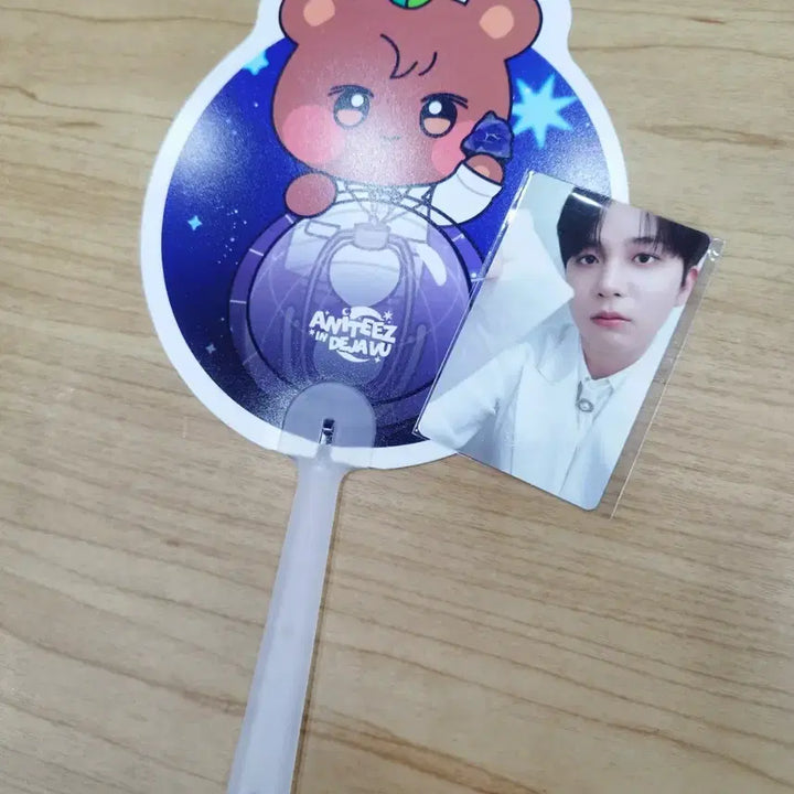 [BUNJANG] ATEEZ Jongho Aniteez in Dejavu Soundwave Entrance Photocard &amp; Fan Set / 에이티즈 종호 입장 포카 부채 사운드웨이브 Aniteez in Dejavu 애니티즈 팝업