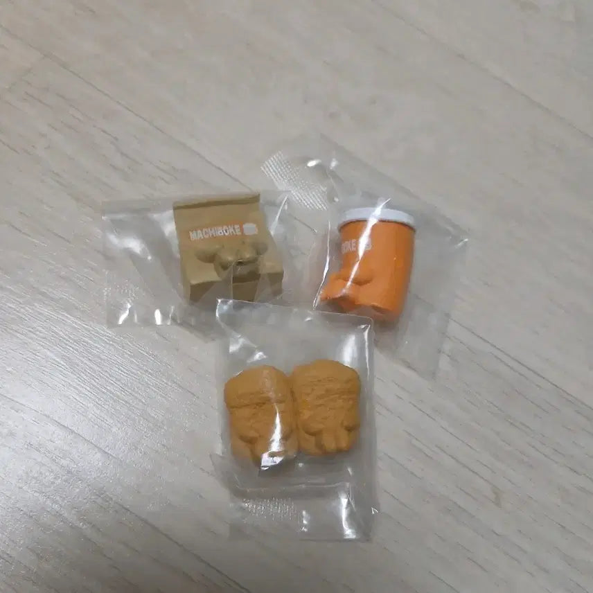 [BUNJANG] Bandai Machiboke Hamburger Case Series 1 Gacha Figures (Set of 3) / 반다이 언제오려나 마치보우케 햄버거의 경우 1탄 가챠 피규어 마치보케