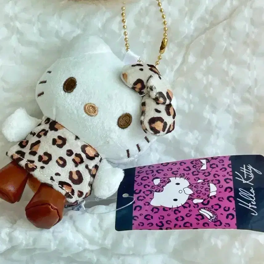 [BUNJANG] Sanrio Hello Kitty Leopard Costume Fur Doll Keychain / 택0,새상품) 산리오 헬로키티 레오파트 코스튬 퍼 인형 키링