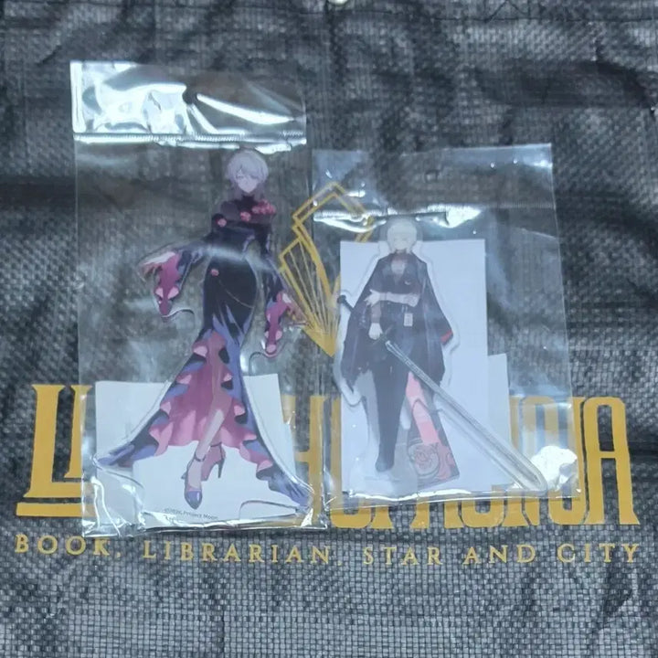 [BUNJANG] Limbus Company Faust Acrylic Stand Bundle Set (Sealed) / 림버스컴퍼니 파우스트 아크릴 스탠드 미개봉 일괄로 팝니다