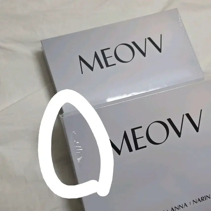 [BUNJANG] MEOVV Teleca Limited Edition Sealed Box Set (2 items) / 미야오 테레카 MEOVV  Teleca 리미티드 에디션 미개봉 박스 2개 일괄