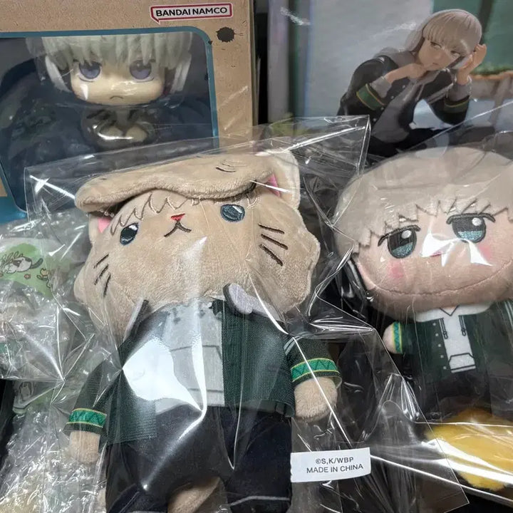 [BUNJANG] Wind Breaker Kaji Ryo Taito Nui Figure &amp; Gacha Acrylic Bundle Set (Box Included, No POB) / 윈브레 카지 렌 룩업 반다이 피규어 네코누이 치비누이 가챠 아크릴 정품 일괄판매 (상자O,특전X)