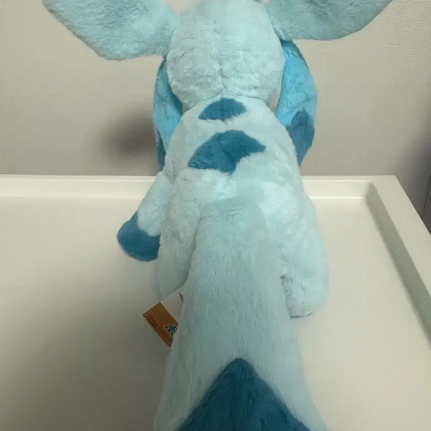 [BUNJANG] Pokemon Center Glaceon Kutakutatta M Size Plush / 오늘만할인)글레이시아 쿠타쿠타탓타 M사이즈 포켓몬센터 인형 포켓몬 정품 이브이즈