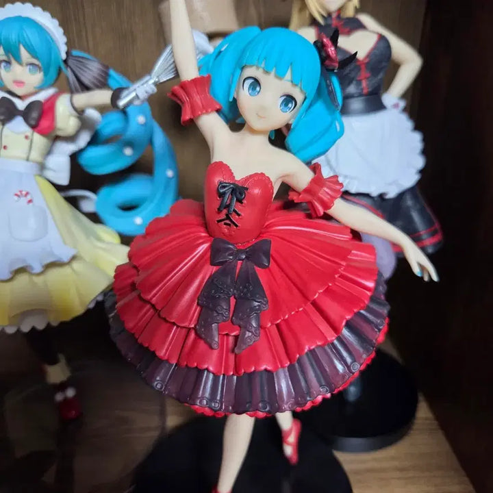 [BUNJANG] Hatsune Miku &amp; Marin Kitagawa Figure Set / 미쿠+마린 피규어 모둠 판매