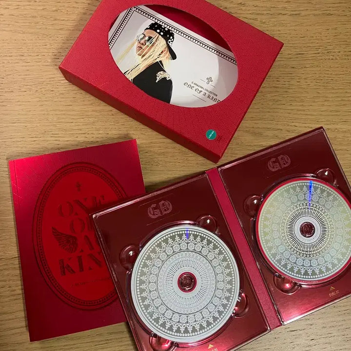 [BUNJANG] G-Dragon ONE OF A KIND Collection DVD / 지드래곤 ONE OF A KIND 컬렉션 DVD