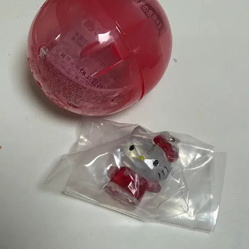 [BUNJANG] Sanrio Crystal Mascots Hello Kitty Kuromi Gacha Bundle Set / 산리오 크리스탈 메지루시  헬로키티 쿠로미 가챠 일괄