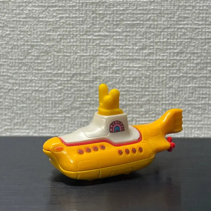 [BUNJANG] Hot Wheels Premium Beatles Yellow Submarine Die-cast / 핫휠 프리미엄 비틀즈 옐로우 서브마린 다이캐스트 단순개봉 미전시
