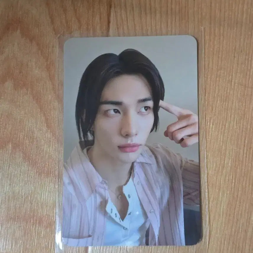 [BUNJANG] Stray Kids Hyunjin Soundwave 2nd Gen Lucky Draw Photocard / 스트레이키즈 스키즈 런잇 사운드웨이브 2차 럭드 현진