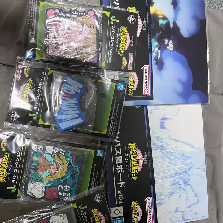 [BUNJANG] My Hero Academia Clear Poster Figure Bundle Set / 나의 히어로 아카데미아 클리어 포스터 피규어 굿즈 일괄