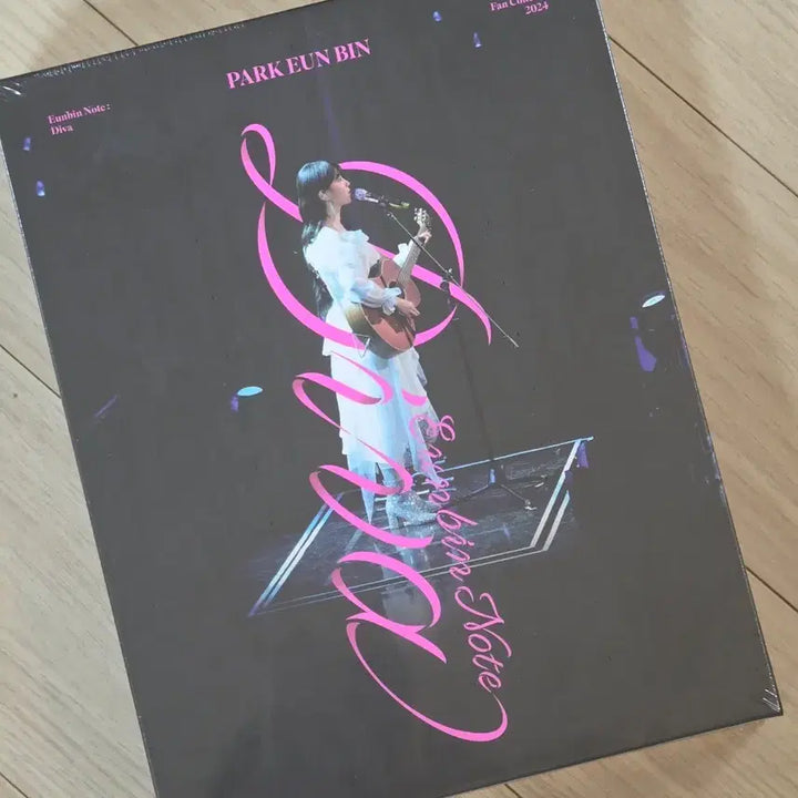 [BUNJANG] Park Eun Bin 2024 Eunbin Note: Diva Concert Blu-ray + Movie Premiere Special Poster + Bonus Ticket (Sealed) / [미개봉] 박은빈 2024 은빈노트 디바 팬콘서트 블루레이+영화 개봉 특전 스페셜 포스터 + 특전 티켓