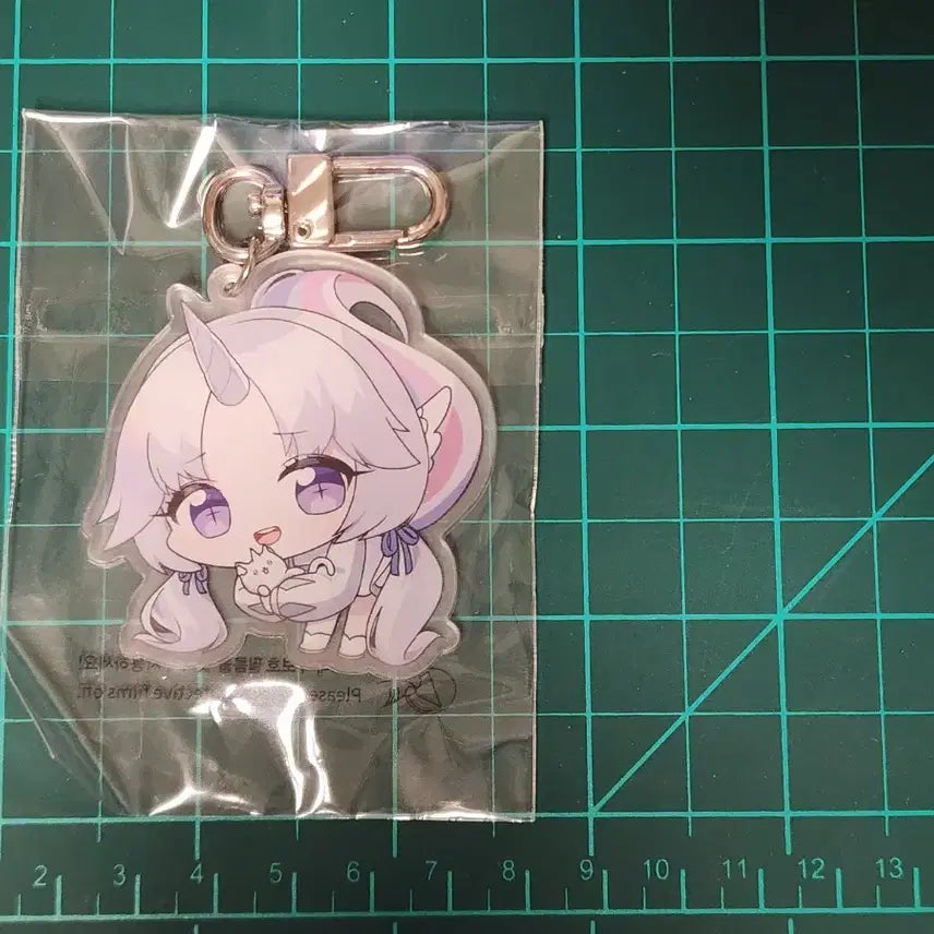 [BUNJANG] Ayatsuno Yuni Acrylic Keyring / 아야츠노유니 아크릴키링 판매