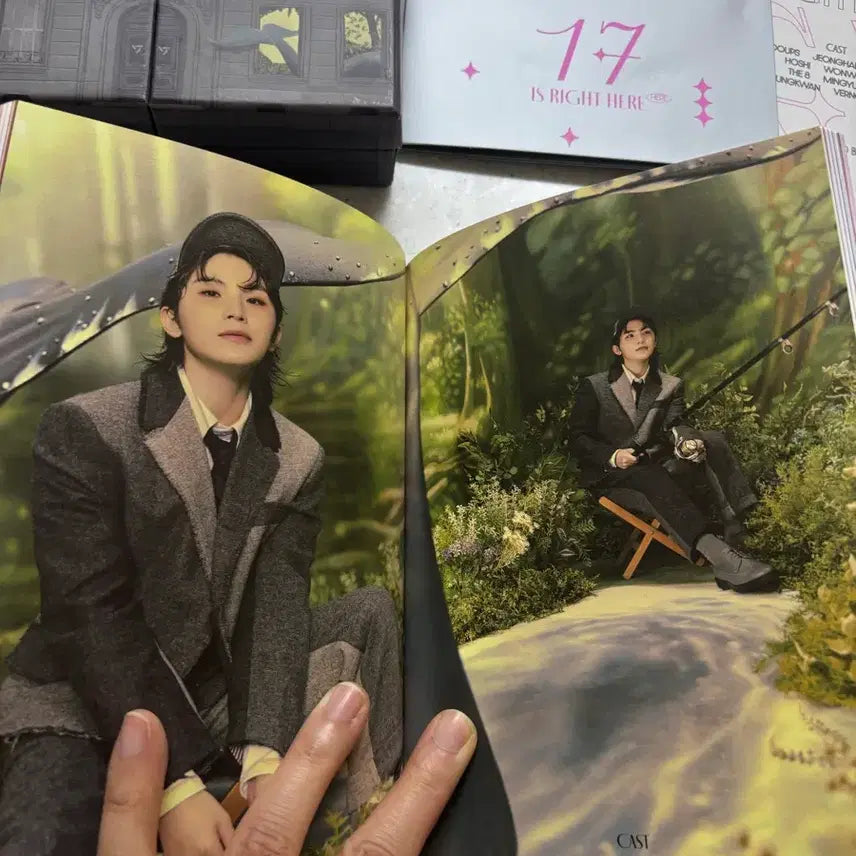 [BUNJANG] Seventeen 17 IS RIGHT HERE Album (Photocard Excluded) / 세븐틴 17 IS RIGHT HERE 앨범 포카없음